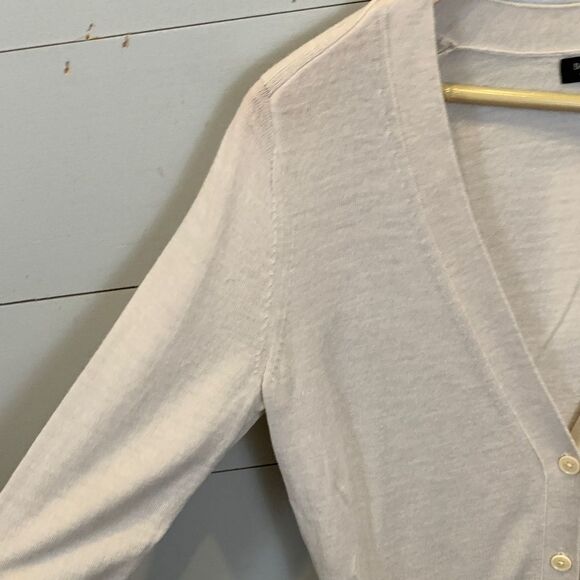 J. Crew Women's Light Cream Cardigan Sweater 100% extra fine merino wool small - Picture 5 of 8
